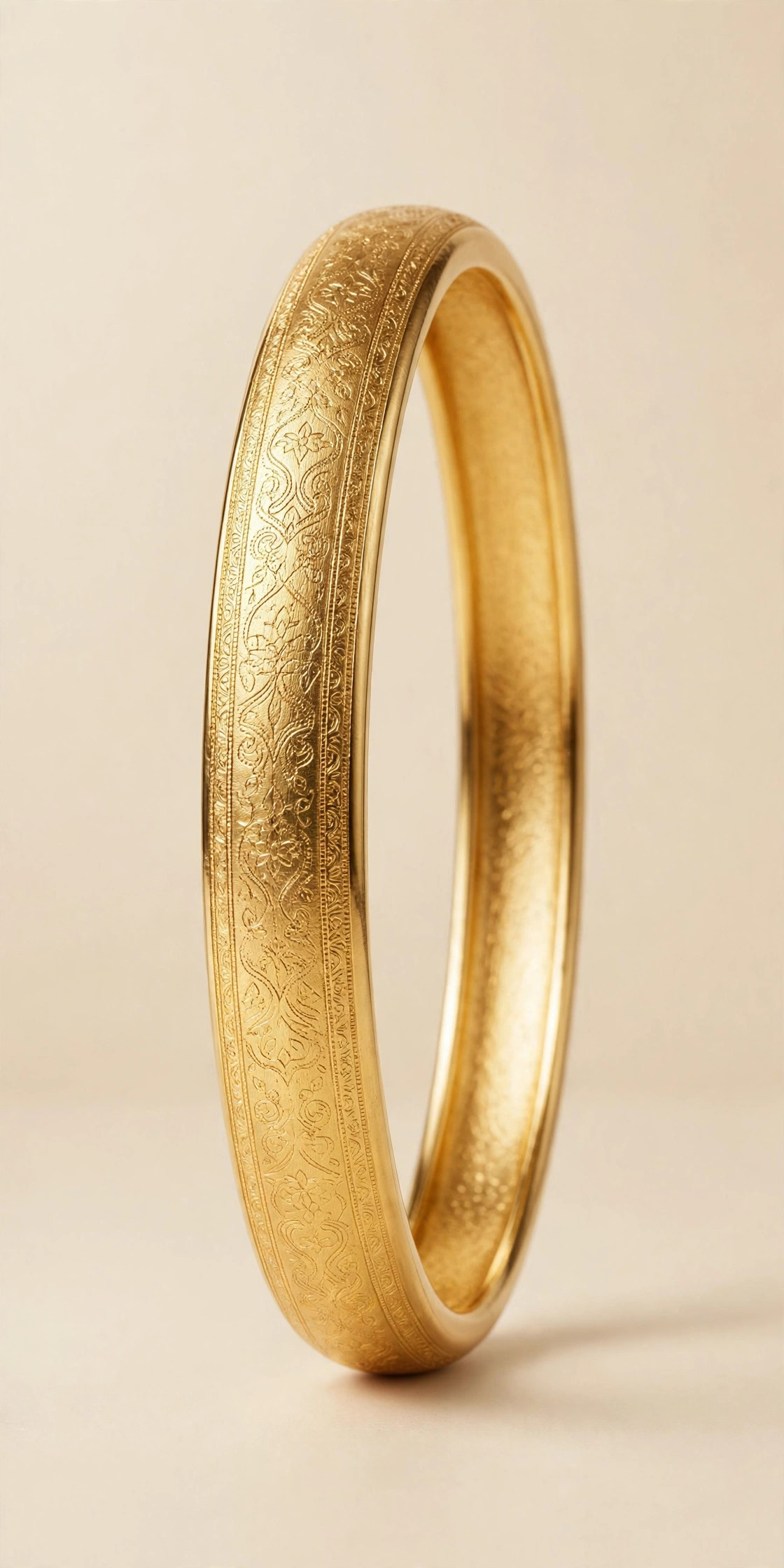 22K Kara in 22K gold